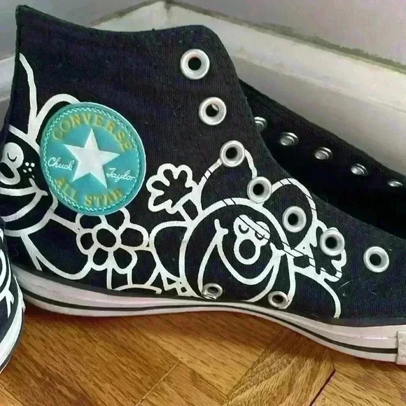 Out of Stock!  Converse Chuck Taylor All Star High M 7 W 9 - Picture 4 of 10